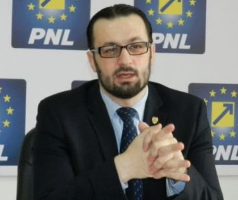 1.000 de EURO PE LUNĂ PENTRU ȘEFII PNL. Atâta trebuia să plătească un fost chestor liberal, sub forma unei "donații".