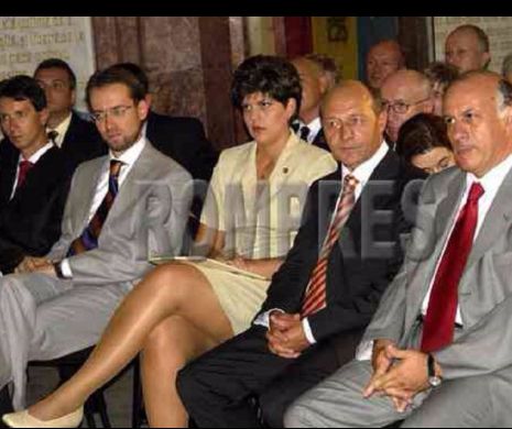 „A mers prea departe în slugărnicia ei. Kovesi şi-a arătat caracterul” Traian Băsescu ESTE ÎN RĂZBOI CU ŞEFA DNA, cu toate că în trecut RELAŢIA LOR ERA FOARTE STRÂNSĂ, conform GALERIEI FOTO DE ARHIVĂ
