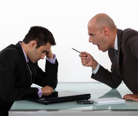 Băncile, silite să-și schimbe abordarea. O instanţă îi blochează pe samsarii de credite bancare