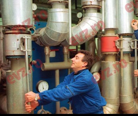 Cum au fost băgate RADET și ELCEN în insolvență. 900 de milioane de euro, banii pentru un sistem de termoficare nou, risipiți pe subvenții