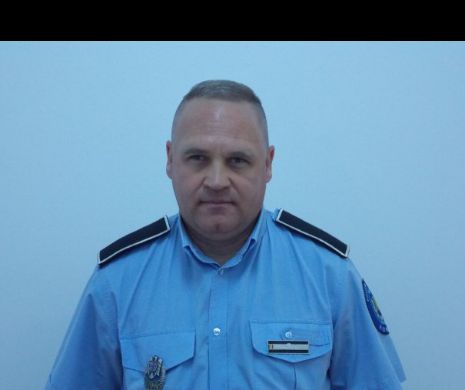 Ei sunt polițiștii locali care au imobilizat un tâlhar periculos