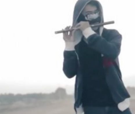 Emoționant! Ascultă piesa Andrei cântată la flaut de un tânăr din Vietnam! Artista din România a reacționat imediat
