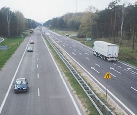 Ford vrea să îşi DUBLEZE producţia la Craiova şi e DISPERAT după autostrăzi