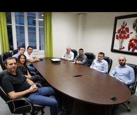 FORZA ROMÂNIA! IT-iştii români din toată lumea se unesc!