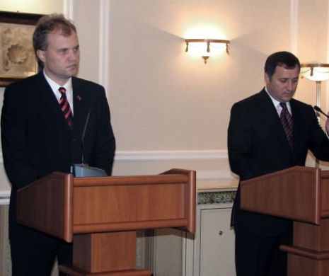 Gesturi electorale. Transnistria se apropie de Rusia, înainte de alegeri