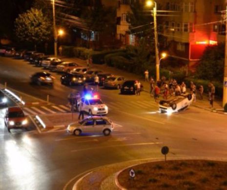 GRAV accident la Contanța! O masină s-a RĂSTURNAT pe trecerea de pietoni