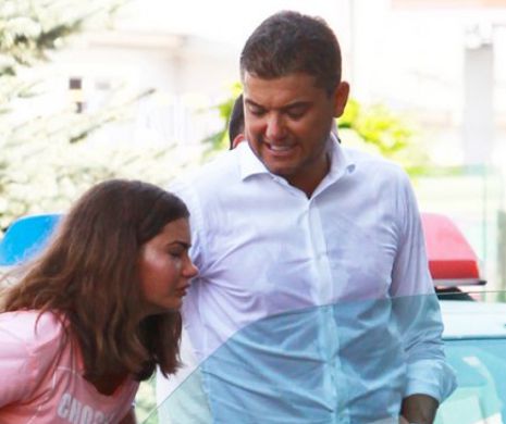 Proaspăta mămică, Amalia Enache, REACŢIONEAZĂ în urma SCANDALULUI în care Boureanu şi-a AGRESAT fiica în plină stradă! "Trebuia să-şi dea o palmă lui însuşi!"
