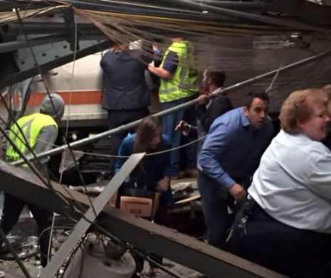 SUA: Un tren a DERAIAT în statul New Jersey, indident soldat cu MULȚI RĂNIȚI