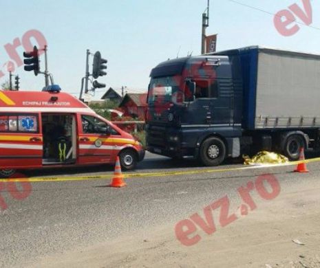 Tragedie în prima zi de şcoală în Bucureşti! Un băieţel a fost spulberat de o autoutilitară