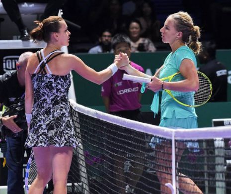 Fază hilară la Turneul Campioanelor. Ce a făcut Kuznețova în timpul partidei cu Radwanska: „Bine că nu s-a tăiat” | VIDEO