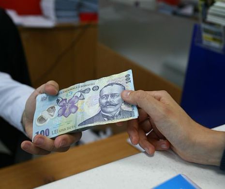 Fenomen ALARMANT: Cresc restanţele la credite i