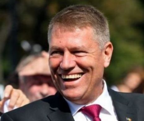 Klaus Iohannis ia LECŢII de INTELINGENŢĂ de la Regina Elisabeta a II-a. RÂZI cu LACRIMI! | BANCUL ZILEI
