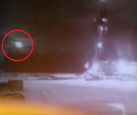 O uriaşă BILĂ de LUMINĂ a apărut pe cerul SIBERIEI. Imagini uluitoare de la faţa locului