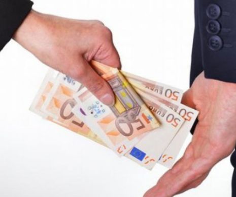 Ţara unde una din două firme spune că funcţionarii i-au CERUT MITĂ