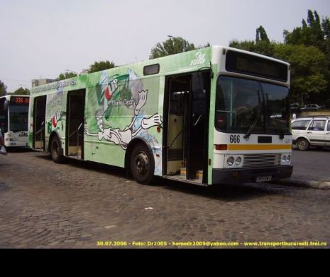 Afaceri bănoase. Metrorex şi RATB scot milioane de euro din afişe publicitare
