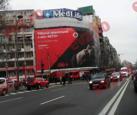 Incendiu de proporţii în centrul Bucureştiului