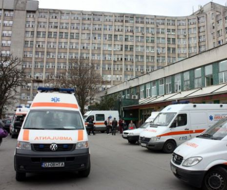 MOARTE SUSPECTĂ într-un SPITAL din Craiova! Un PACIENT s-a ARUNCAT în GOL de la etajul şase