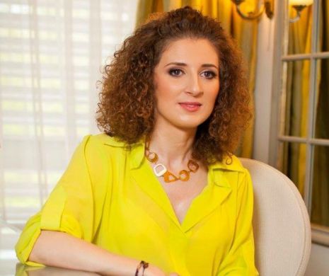 Te-am iubit, femeie... | Viața la Curte