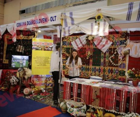 Turiştii redescoperă România. Se înmulţesc vacanţele petrecute în ţară