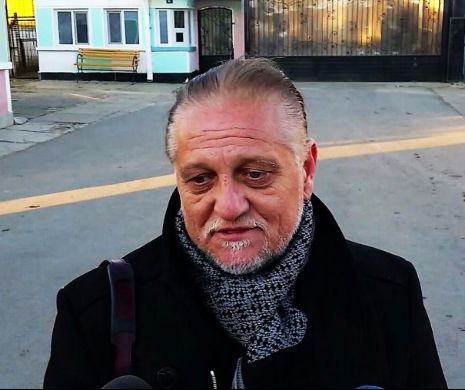 Corneliu Iacobov IESE DIN ÎNCHISOARE după 4 ani şi jumătate petrecuţi în SPATELE GRATIILOR