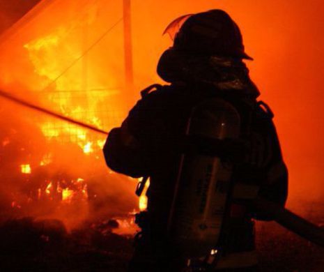 EXPLOZIE puternică la Drobeta Turnu Severin, soldată cu DOUĂ VICTIME