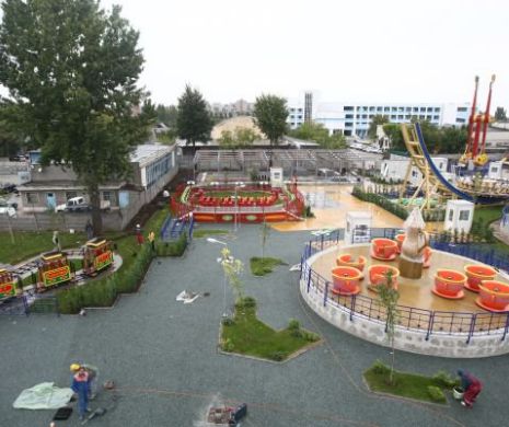 O firmă românească, îngropată de autorități. Primarul sectorului 4, Daniel Băluță, a aruncat ultima lopată de pământ pe mormântul Terra Park