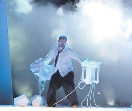 Regele revine la Teatrul Naţional!