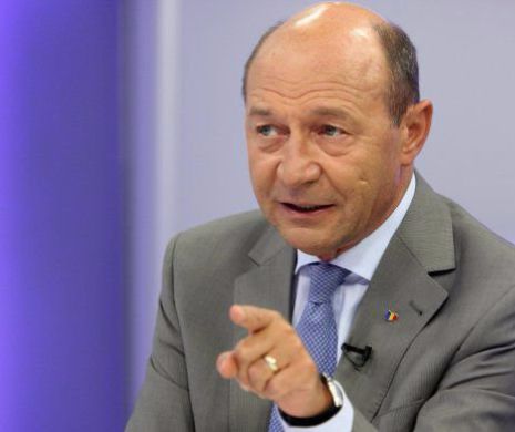 Traian Băsescu ar propune "Sfânta Treime". VEZI ce planuiește liderul PMP