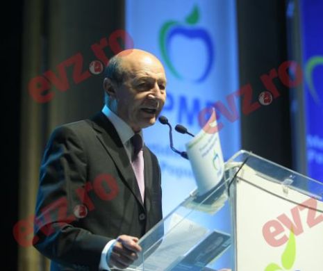 Traian Băsescu: "Gorghiu spune că nu va face niciodată alianţe cu PMP. A mai spus acest lucru, după locale, şi S-A PRĂJIT. Vom vedea"