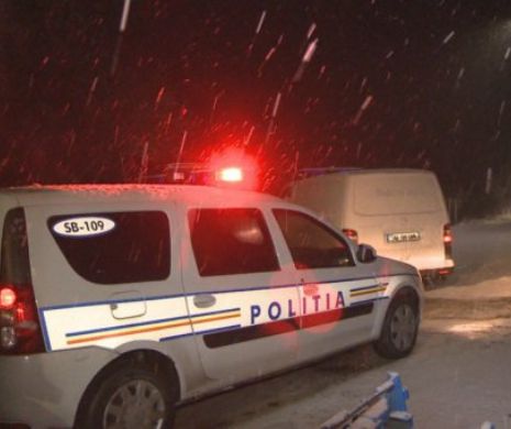 Ucigaşul care şi-a omorât soţia şi fiica i-a lăsat un bilet fiului prin care recunoaşte dubla crimă