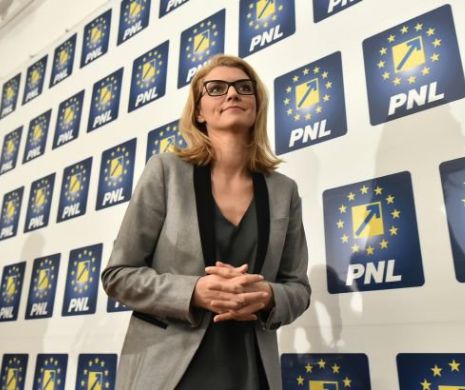 Vezi despre CINE afirmă Alina Gorghiu că poate SALVA PNL!