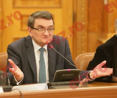 CCR acuză că nu poate judeca limpede din cauza presiunilor