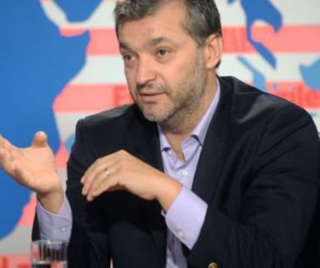 "CONDAMNATUL" DRAGNEA se transformă în JUDECĂTOR. Cum îi aduce la judecata poporului pe "SUPĂRĂCIOSUL" IOHANNIS și "MINCINOSUL" CIOLOȘ. Țara de dincolo de Facebook de Dan Andronic.