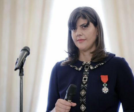 Mircea Badea, IRONIE DEVASTATOARE după filmuleţul cu Laura Codruţa Kovesi care a devenit VIRAL. Cum traduce vedeta Antena 3 gestul ŞEFEI DNA