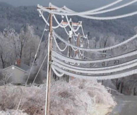 Preţul energiei electrice a urcat la un NIVEL AMEŢITOR. Iarna grea ne va UMFLA FACTURILE