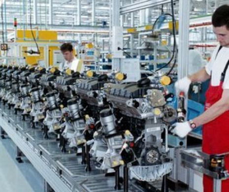 PROTESTE la o fabrică auto, din cauza SALARIILOR MICI