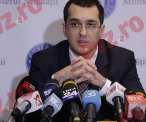 Voiculescu, replică pentru Dragnea: "Dacă o să conducă ţara aşa cum înţelege sistemul sanitar, ne va transforma  în ograda unde a înţărcat mutu' iapa"
