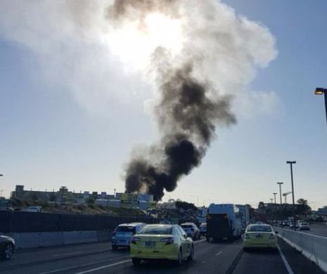 Accident ȘOCANT! Un avion s-a prabușit peste un centru comercial din Australia