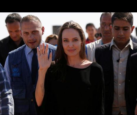 Angelina Jolie RĂBUFNEŢTE cu un mesaj  împotriva lui Trump: "Să nu închidem  ușile refugiaților din cauza fricii"