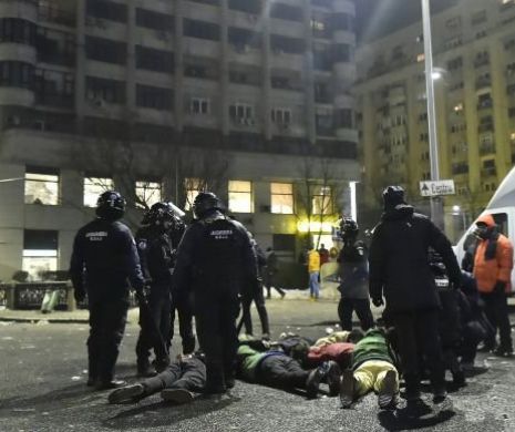 Cine sunt cei arestați și inculpați pentru protestele din Piața Victoriei. Patru dintre ultrași au ajuns ăn arest