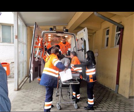 Incredibil dar adevărat! O asistentă din Constanța a încurcat pacienții. A anunțat familia celui viu că a decedat