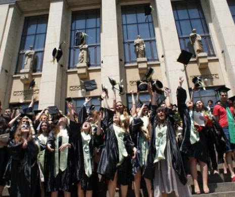 Motive de bucurie pentru studenți. Din semestrul doi, bursele se dublează