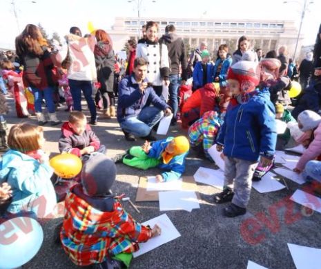 Poliția cercetează participarea copiilor la proteste, UNICEF spune că au voie
