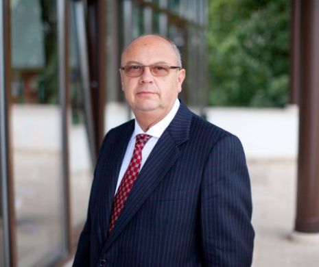 REACŢIA AVOCAŢILOR VIZAŢI de PERCHEZIŢII în cazul insolvenţei clubului DINAMO