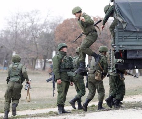 SUA cer RUSIEi să-și retragă militarii și armamentul greu din UCRAINA și condamnă un ATAC asupra observatorilor OSCE
