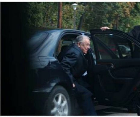 Teodor MĂRIEŞ, URMĂRIRE CA ÎN FILME pe străzile Capitalei după maşina în care s-ar fi aflat ILIESCU