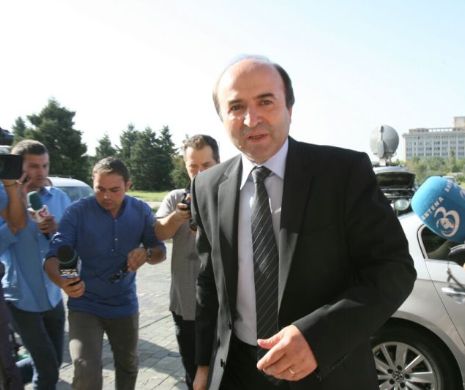Tudorel Toader vorbește despre schimbarea șefei DNA