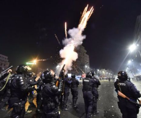 USR cere Parchetului să ancheteze dacă PSD a adus ULTRAȘII la PROTESTE