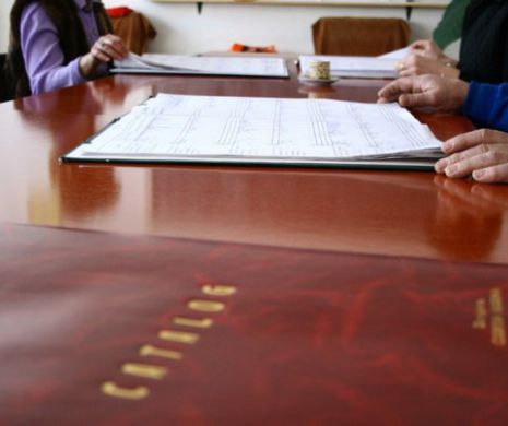 Zeci de profesori, amendați pentru acte de violență. Ministerul Educației recunoaște că multe alte incidente violente în şcoli nu sunt declarate