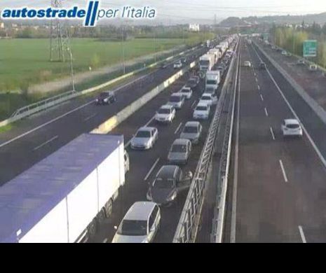 Accident GROAZNIC de circulație în ITALIA. Zeci de persoane au fost rănite
